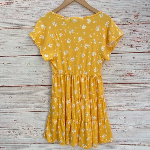 NWT UO Urban Outfitters Julia Tiered Ruffle Frock Mini
Dress in Yellow Sz M - Picture 14 of 16